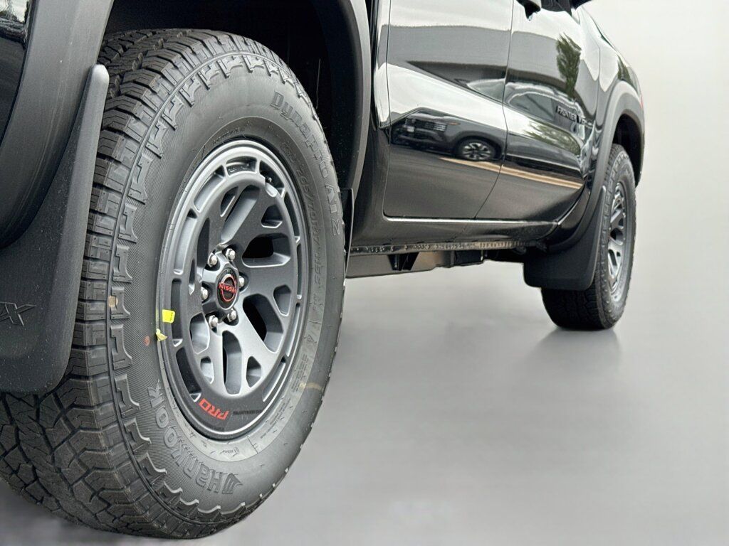 New 2027 Nissan Frontier PRO-4X w/ Pro Convenience Package AWD/4WD image 15