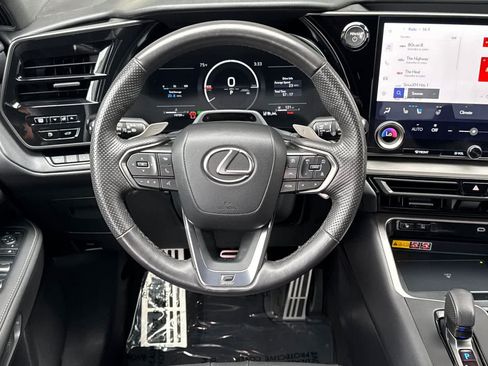 Certified 2025 Lexus TX 500h AWD image 15