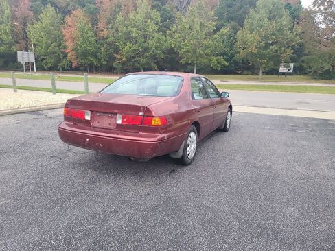 Used 2001 Toyota Camry LE image 7