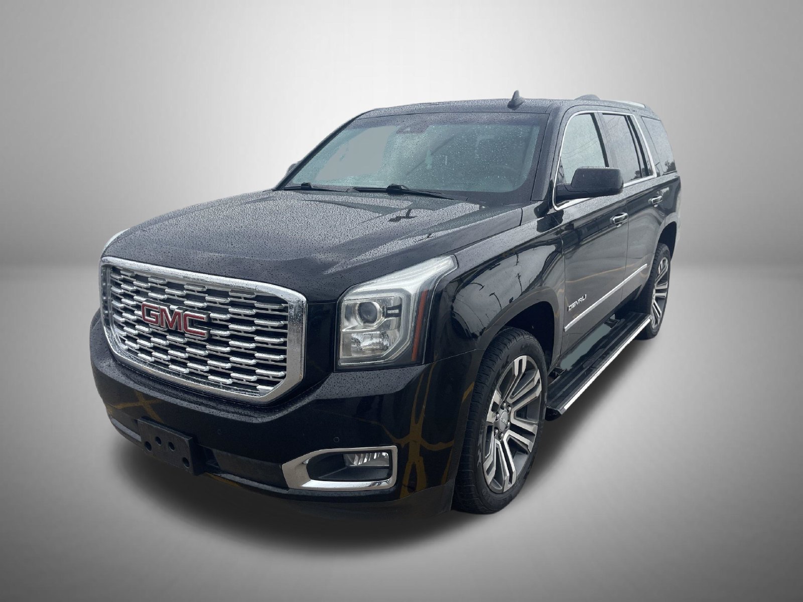 Used 2018 GMC Yukon Denali w/ Denali Ultimate Package AWD/4WD image 1