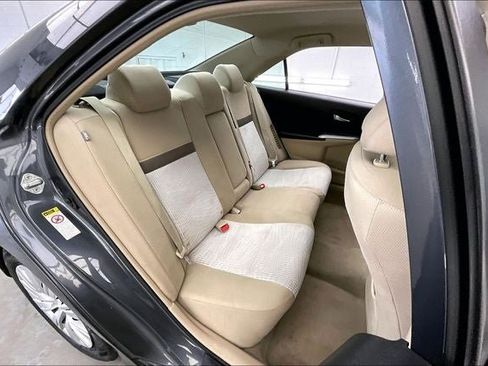 Used 2012 Toyota Camry LE FWD image 18