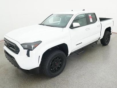 New 2025 Toyota Tacoma SR5