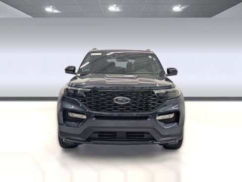 Used 2022 Ford Explorer ST-Line w/ Class IV Trailer Tow Package image 5