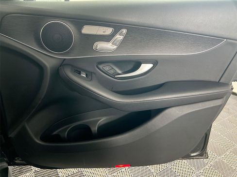 Certified 2022 Mercedes-Benz GLC 300 4MATIC image 30