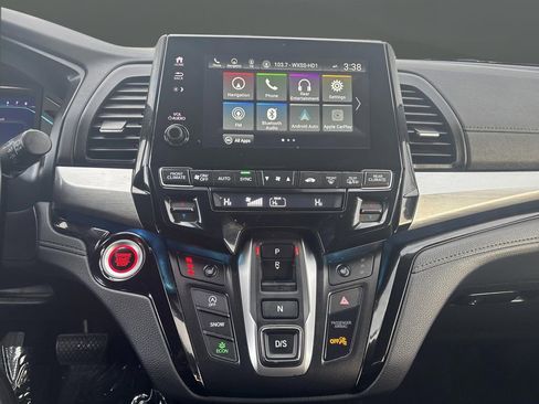 Used 2022 Honda Odyssey Touring image 9