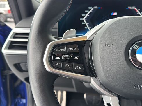 Used 2025 BMW M340i image 18