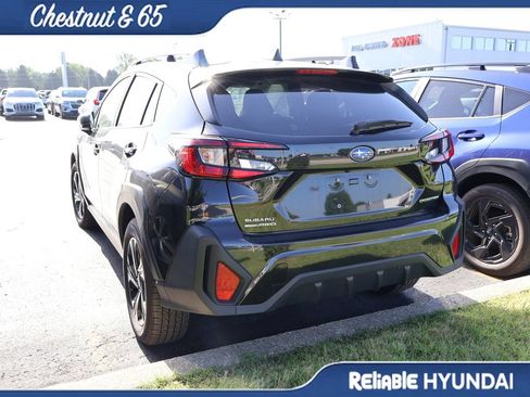 Used 2025 Subaru Crosstrek 2.5i Premium AWD/4WD image 16