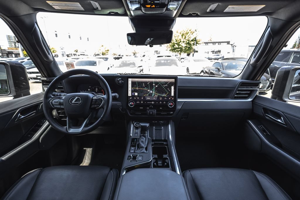 Used 2024 Lexus GX 550 w/ Accessory Package (Z1) AWD/4WD image 20