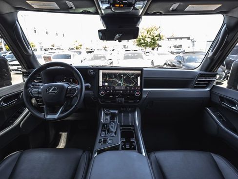 Used 2024 Lexus GX 550 w/ Accessory Package (Z1) AWD/4WD image 20
