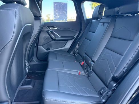 Used 2025 BMW X1 xDrive28i w/ Technology Package image 22