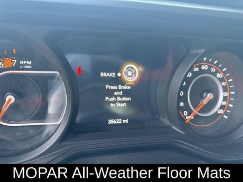Used 2024 Jeep Wrangler Unlimited Rubicon AWD/4WD image 41