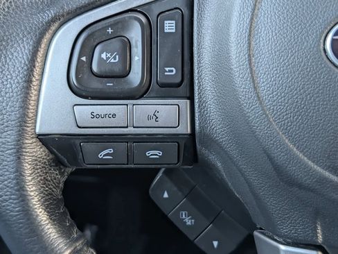 Used 2017 Subaru Outback 2.5i Limited image 23