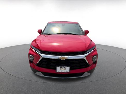 Used 2025 Chevrolet Blazer LT FWD image 4