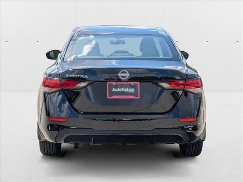 Used 2025 Nissan Sentra S image 7