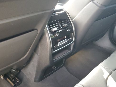 Certified 2024 BMW X6 xDrive40i w/ Premium Package image 26