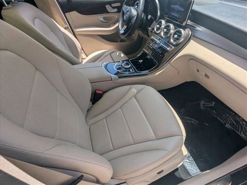 Used 2019 Mercedes-Benz GLC 300 image 20