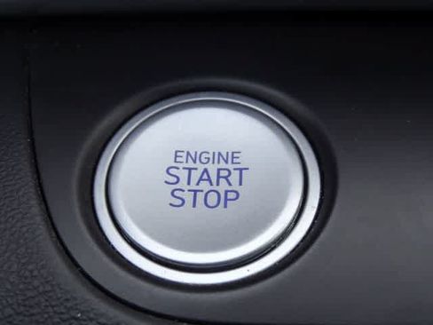 Used 2023 Hyundai Elantra SEL w/ Convenience Package FWD image 19