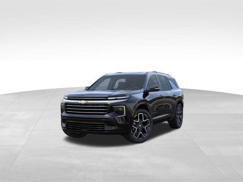 New 2026 Chevrolet Traverse High Country image 8