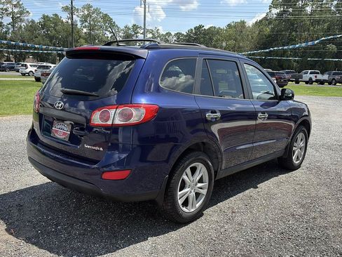 Used 2010 Hyundai Santa Fe SE w/ Premium Pkg 3 FWD image 5
