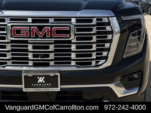 New 2026 GMC Yukon Denali w/ Denali Reserve Package AWD/4WD image 8