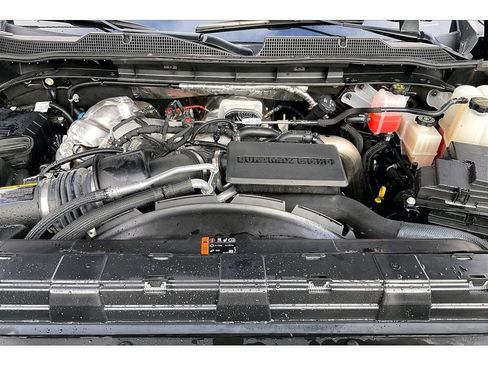 Used 2025 Chevrolet Silverado 3500 High Country w/ High Country Premium Package image 12