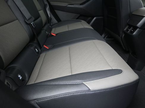 New 2026 Chevrolet Equinox LT w/ Convenience Package II AWD/4WD image 41
