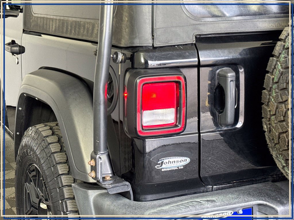 Used 2022 Jeep Wrangler Sport AWD/4WD image 12