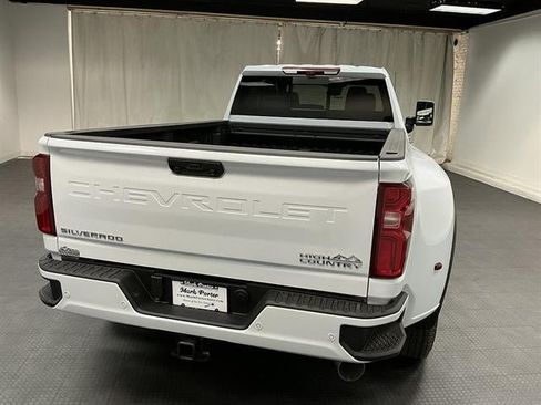New 2026 Chevrolet Silverado 3500 High Country w/ High Country Premium Package AWD/4WD image 5