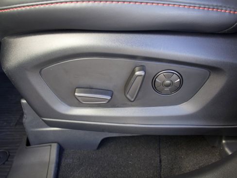 Used 2025 Ford Explorer ST image 14