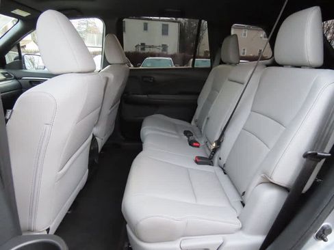 Certified 2022 Honda Passport EX-L image 12