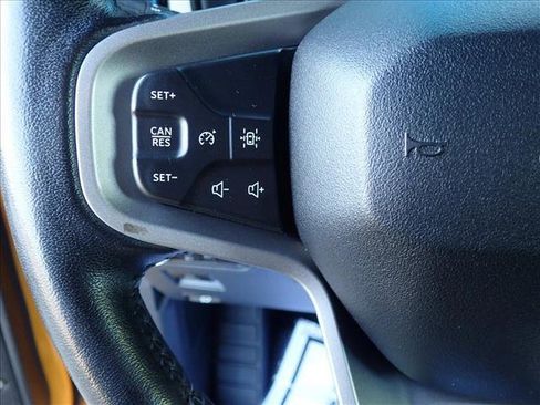 Used 2022 Ford Bronco Black Diamond AWD/4WD image 12