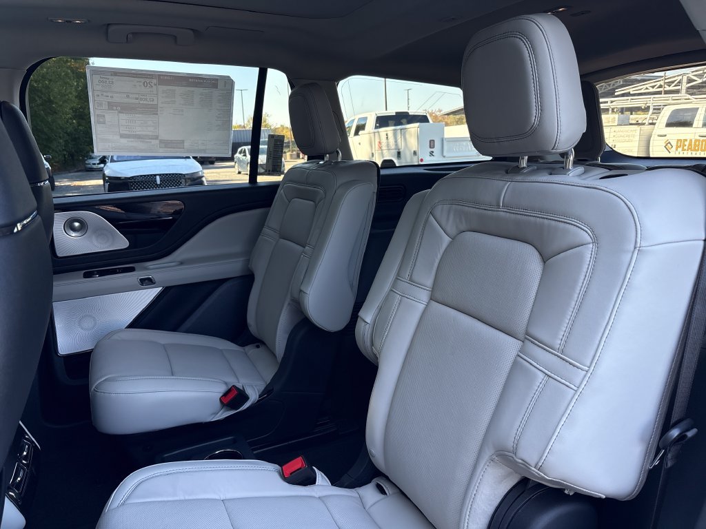 New 2027 Lincoln Aviator Reserve AWD/4WD image 27