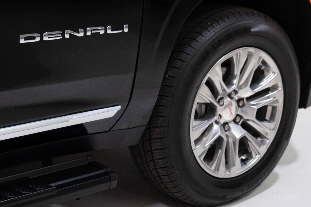 Used 2021 GMC Yukon XL Denali AWD/4WD image 33