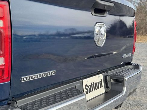 Used 2024 RAM 2500 Big Horn w/ Safety Group image 10