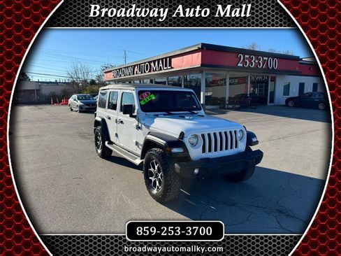 Used 2018 Jeep Wrangler Unlimited Sport S AWD/4WD image 1