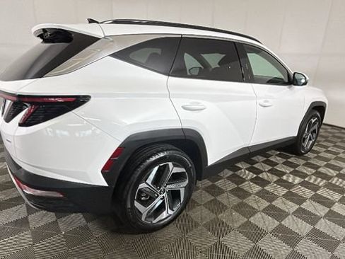 Certified 2024 Hyundai Tucson Limited AWD/4WD image 2