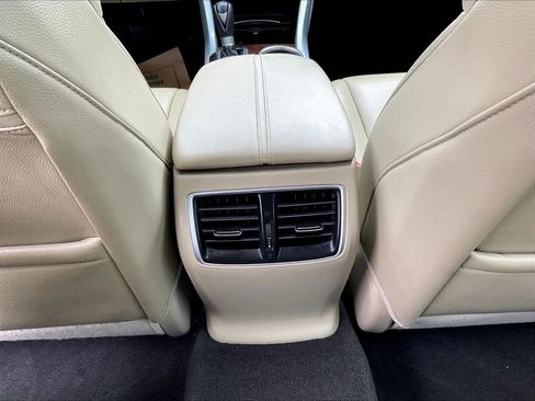 Used 2020 Acura TLX FWD image 10