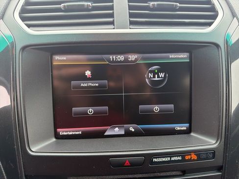 Used 2016 Ford Explorer XLT w/ Equipment Group 201A image 24