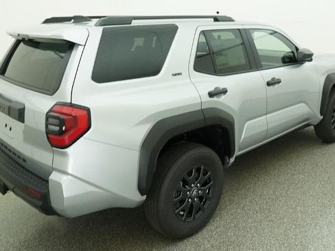 New 2026 Toyota 4Runner SR5 RWD image 9