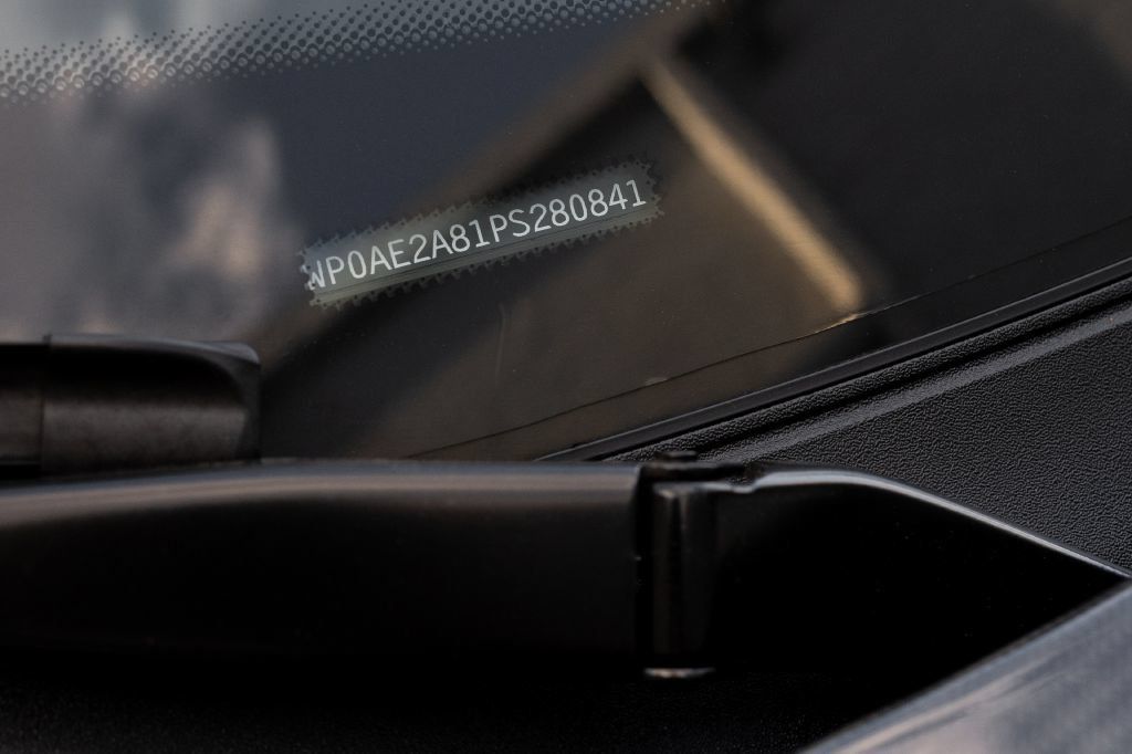 Used 2023 Porsche 718 Cayman GT4 RS RWD image 18
