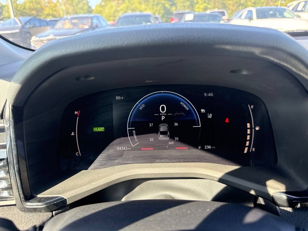 Used 2025 Toyota Camry LE FWD image 19