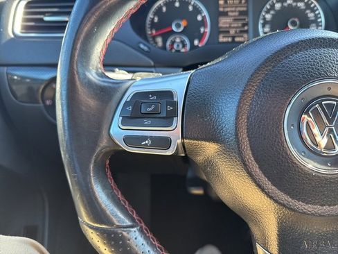 Used 2014 Volkswagen Jetta GLI Edition 30 image 20