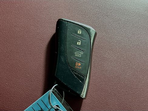 Used 2024 Lexus NX 250 FWD w/ Towing Package (2000 Lbs) image 36