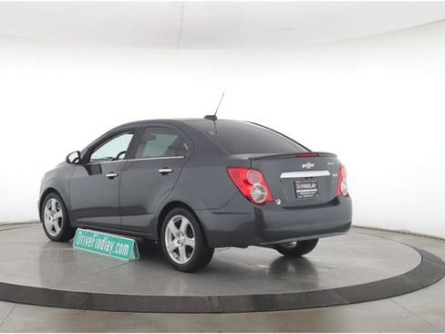 Used 2015 Chevrolet Sonic LTZ FWD image 8