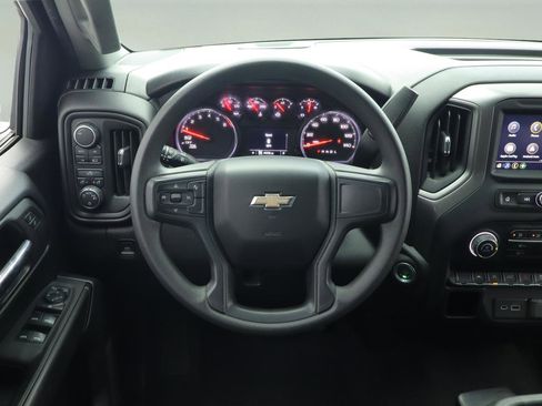 Used 2022 Chevrolet Silverado 1500 Custom image 26