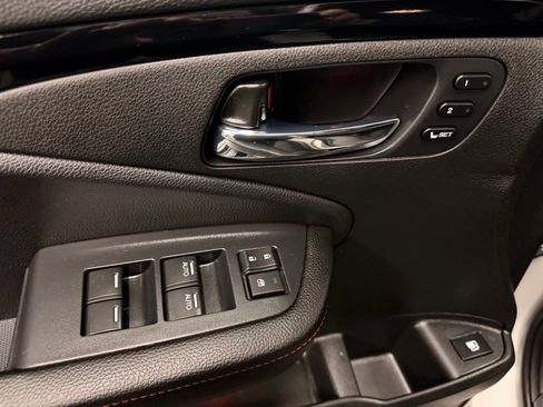 Used 2025 Honda Ridgeline Black Edition image 14