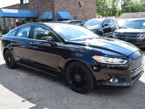 Used 2016 Ford Fusion SE w/ Equipment Group 202A AWD/4WD image 4