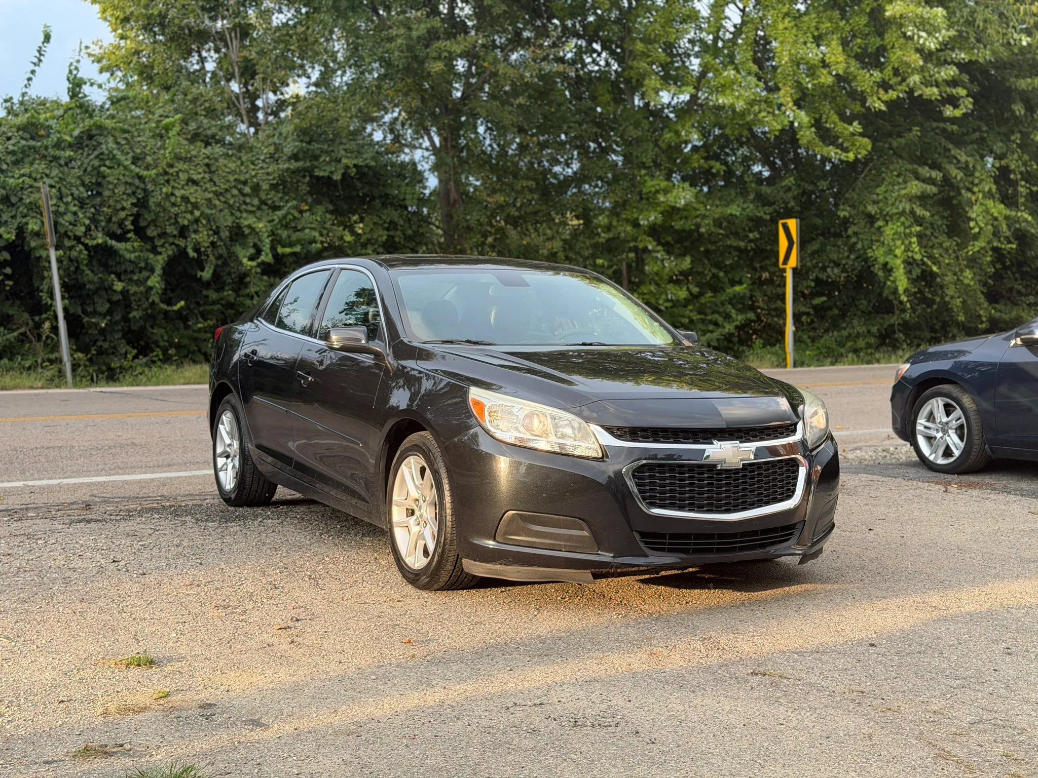 Used 2015 Chevrolet Malibu LT w/ Power Convenience Package FWD image 9