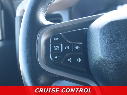 Used 2022 Ford Bronco Big Bend image 16