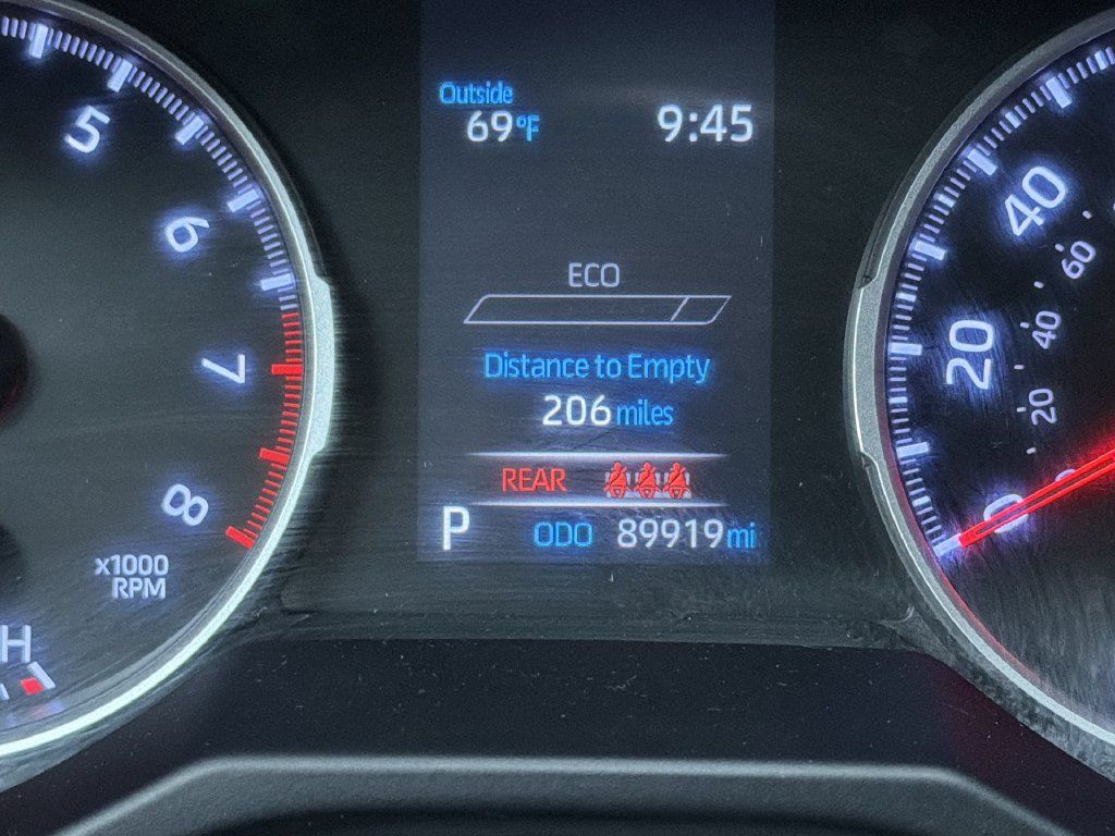Used 2020 Toyota RAV4 LE w/ All Weather Liner Package AWD/4WD image 24